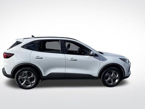 Certified 2025 Ford Escape ST-Line Select image 8