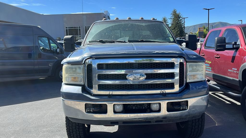 Used 2006 Ford F350 Lariat AWD/4WD image 2