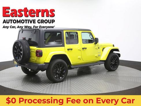 Used 2023 Jeep Wrangler Unlimited Sahara AWD/4WD image 41