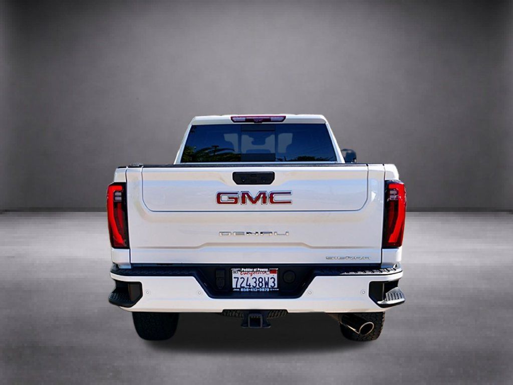 Used 2024 GMC Sierra 2500 Denali w/ Technology Package AWD/4WD image 6
