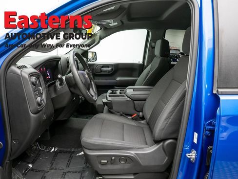 Used 2024 Chevrolet Silverado 1500 Custom w/ LPO, Dark Essentials Package AWD/4WD image 10