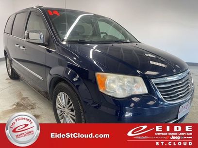 Used 2014 Chrysler Town & Country Touring-L w/ Driver Convenience Group