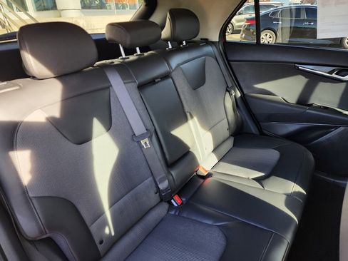 Certified 2024 Kia Niro EX image 14