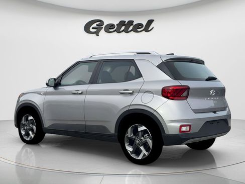 New 2026 Hyundai Venue SEL FWD image 10