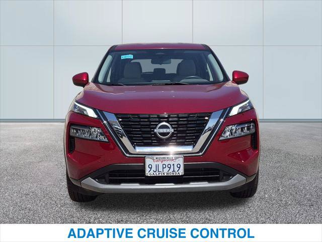 Used 2023 Nissan Rogue SV FWD image 3