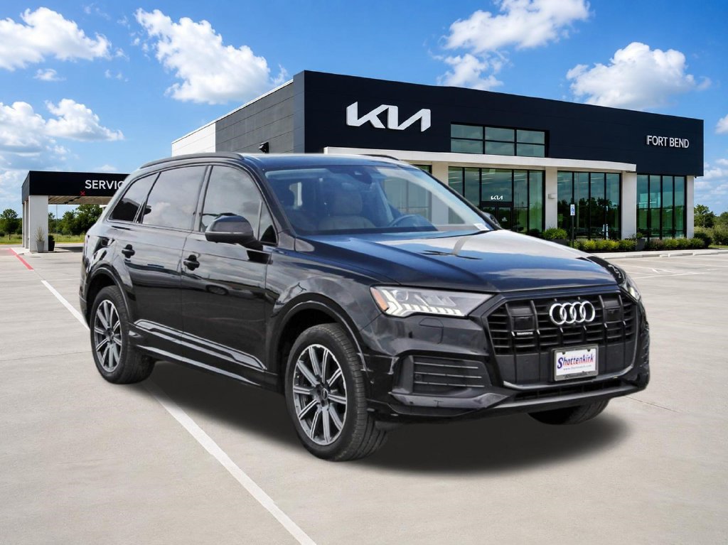 Used 2022 Audi Q7 2.0T Premium Plus w/ Premium Plus Package AWD/4WD image 3