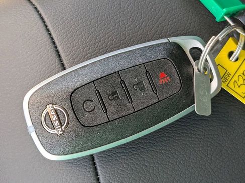 New 2026 Nissan Kicks SV image 30