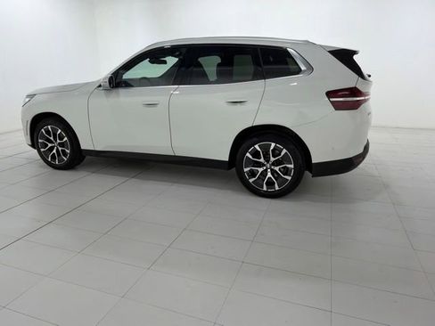Used 2026 BMW X3 xDrive30 w/ Convenience Package AWD/4WD image 2