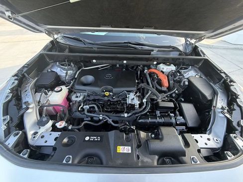 Used 2019 Toyota RAV4 XLE w/ Convenience Package AWD/4WD image 34