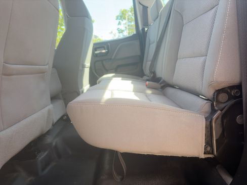 Used 2019 Chevrolet Silverado 2500 W/T AWD/4WD image 27