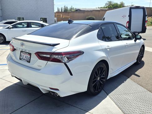 Used 2024 Toyota Camry XSE FWD image 5