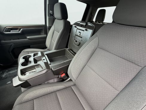 Used 2023 Chevrolet Silverado 1500 LT AWD/4WD image 23