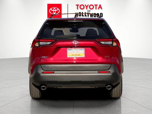 New 2025 Toyota RAV4 XLE image 5