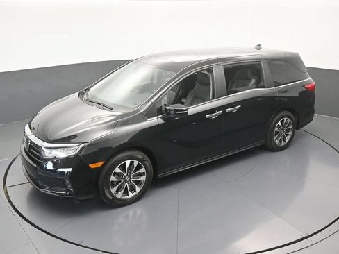 Used 2024 Honda Odyssey EX-L image 47