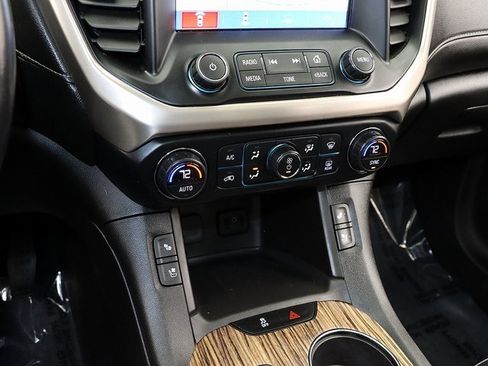 Used 2019 GMC Acadia Denali w/ Technology Package image 22