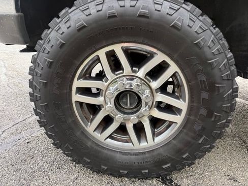Used 2004 Ford F350 4x4 Crew Cab Super Duty image 5