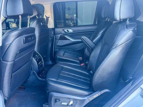 Used 2019 BMW X7 xDrive50i image 21
