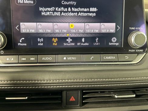 Used 2023 Nissan Rogue SV image 22