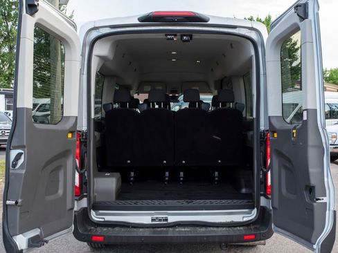 Used 2024 Ford Transit 350 XLT RWD image 10