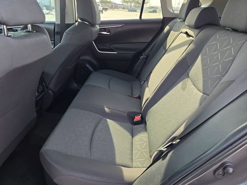 Used 2024 Toyota RAV4 XLE image 27