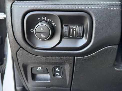 Used 2021 RAM 1500 Limited w/ Night Edition image 33