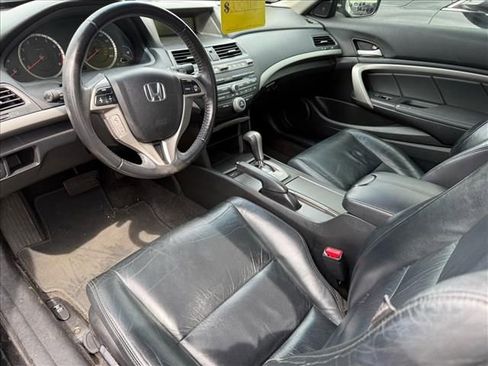 Used 2011 Honda Accord EX-L image 8