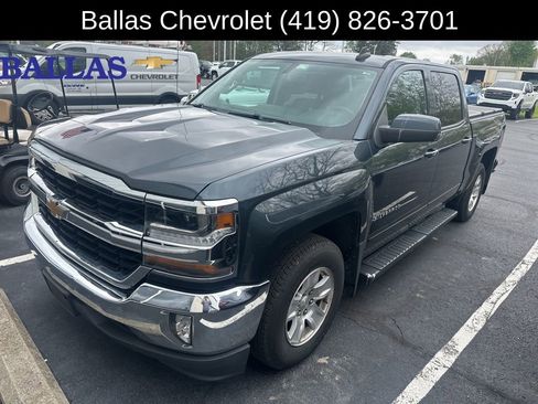 Used 2018 Chevrolet Silverado 1500 LT w/ All Star Edition RWD image 1