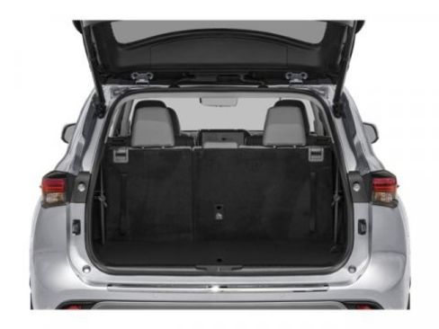 New 2026 Toyota Highlander Platinum AWD/4WD image 11