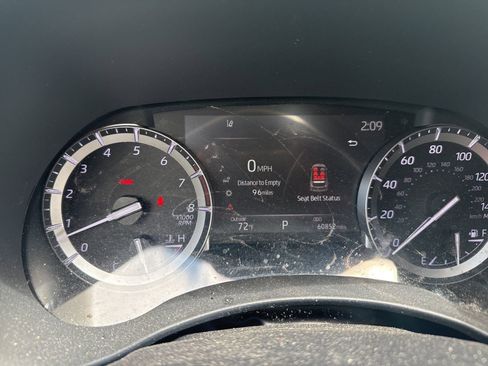 Used 2022 Toyota Highlander Platinum FWD image 7