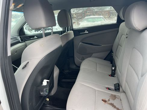 Used 2019 Hyundai Tucson SE image 9