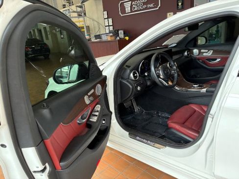 Used 2019 Mercedes-Benz C 300 4MATIC Sedan image 14