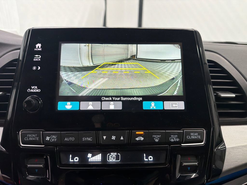 Used 2023 Honda Odyssey Touring image 33
