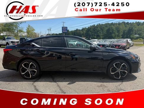 Used 2023 Nissan Altima 2.5 SR w/ SR Premium Package AWD/4WD image 7