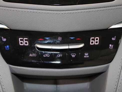 Used 2025 Cadillac XT5 Premium Luxury w/ Technology Package image 32