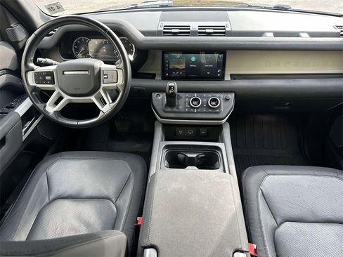 Used 2023 Land Rover Defender 110 X-Dynamic SE image 14