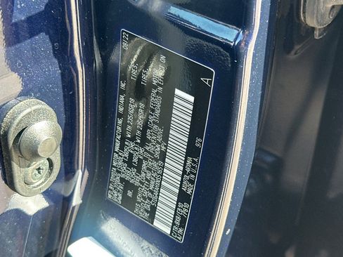 Used 2022 Toyota Highlander XLE image 38