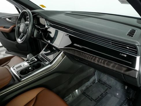 Used 2023 Audi Q7 2.0T Premium w/ Convenience Package image 23