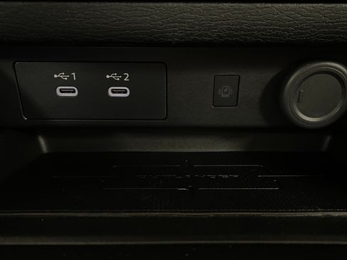 New 2026 Mitsubishi Outlander LE AWD/4WD image 25