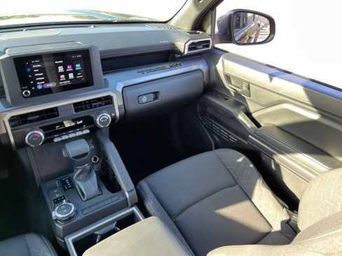 Used 2026 Toyota Tacoma SR5 AWD/4WD image 12