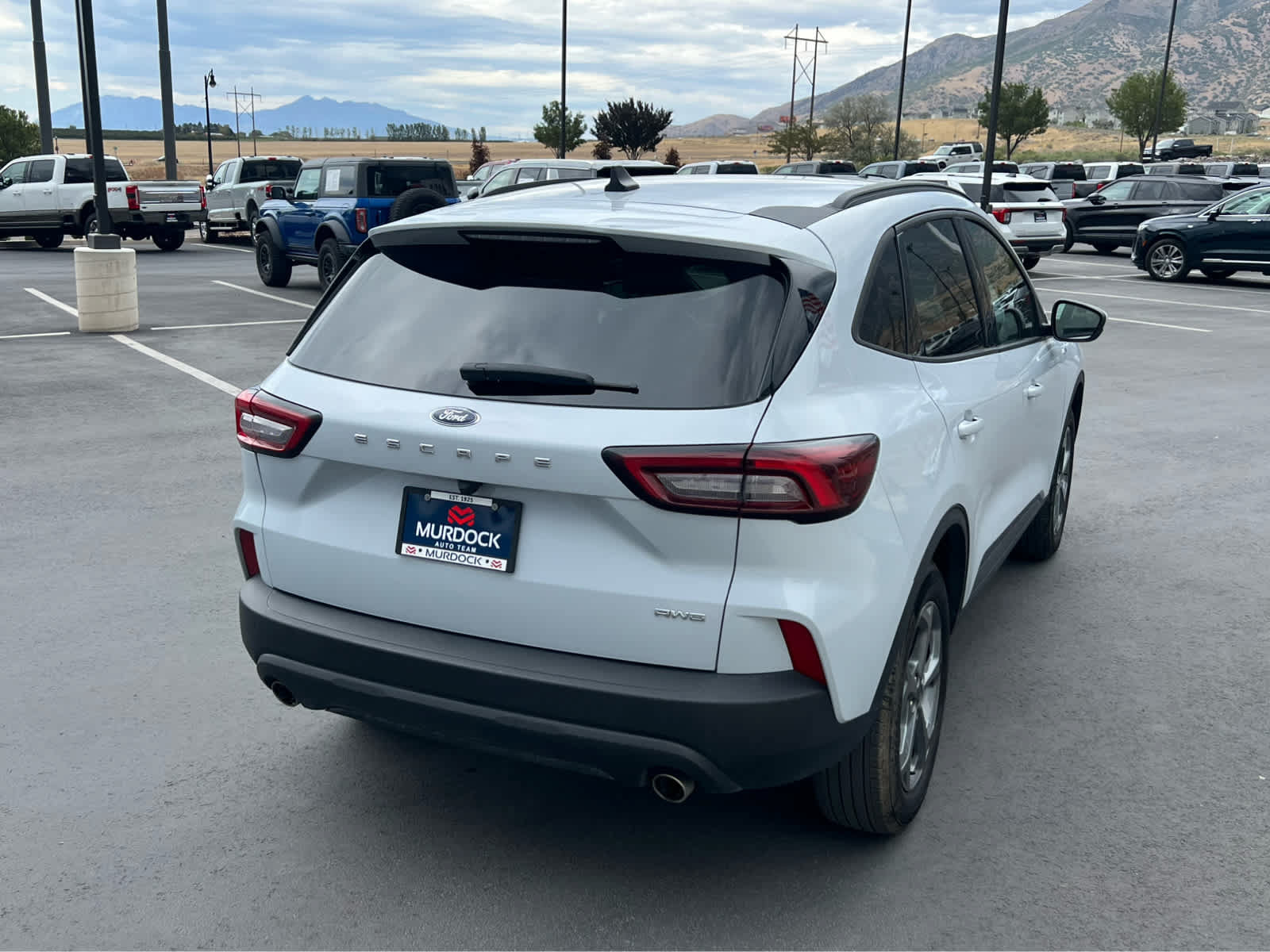 Used 2025 Ford Escape ST-Line Select AWD/4WD image 8