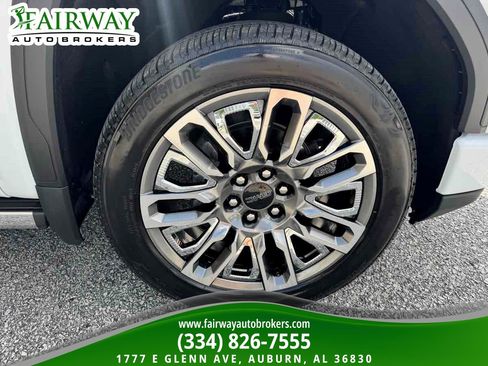 Used 2026 GMC Sierra 1500 Denali Ultimate AWD/4WD image 37