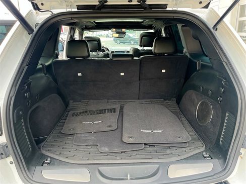 Used 2018 Jeep Grand Cherokee SRT image 25