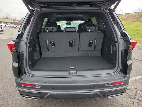 New 2026 Buick Enclave Preferred image 7