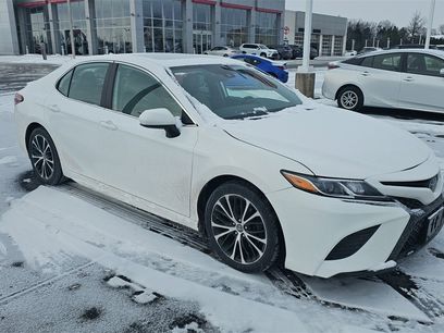 Used 2019 Toyota Camry SE