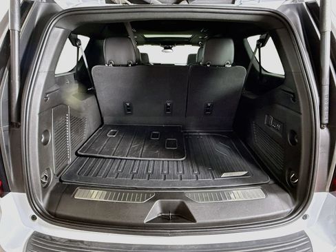 Used 2026 GMC Yukon XL Denali w/ Sun & Power Step Package AWD/4WD image 26