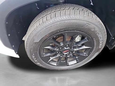 Used 2025 Toyota Tundra Limited w/ TRD Off-Road Package image 28