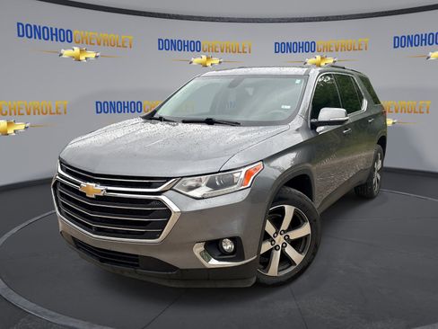 Used 2020 Chevrolet Traverse LT w/ LT Premium Package AWD/4WD image 4