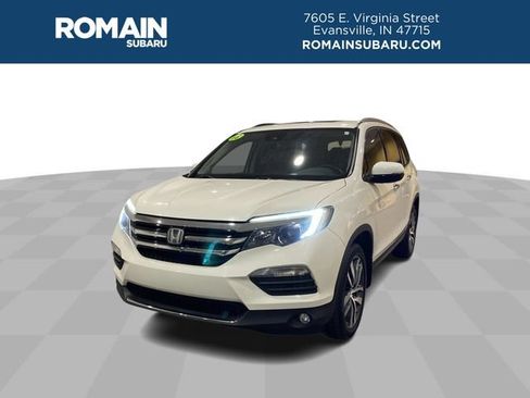 Used 2018 Honda Pilot Touring image 1
