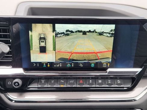 New 2026 Chevrolet Silverado 2500 ZR2 AWD/4WD image 16