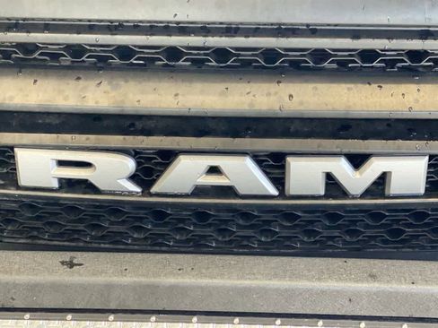 Used 2019 RAM 1500 Classic Warlock AWD/4WD image 10